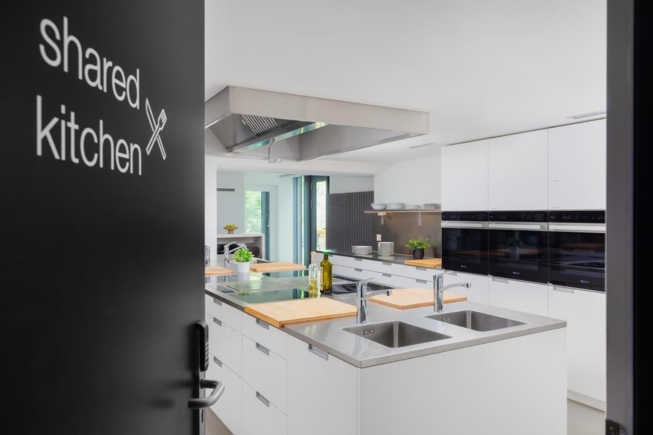 Visionapartments Basel - Contactless Check-In Bagian luar foto